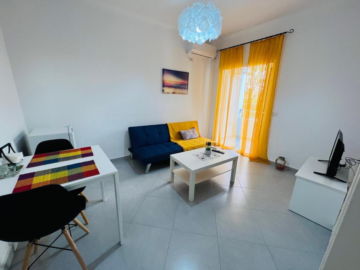 Terrace View Apartments Sarandë Exteriör bild